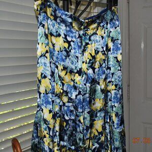 New White House Black Market  Michelle Blue and Green Skirt Size 16
